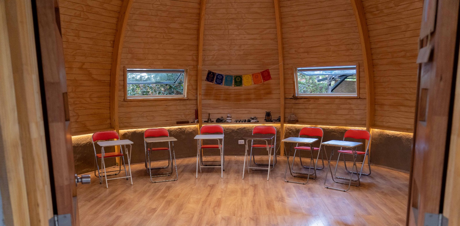 Interior preparado para reuniones de equipo